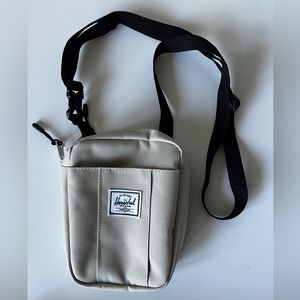 Herschel Cruz Crossbody